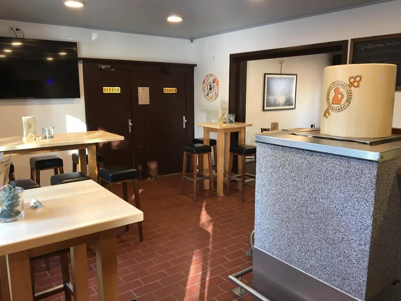 Zum Armen Mann Bed & Breakfast Dusseldorf