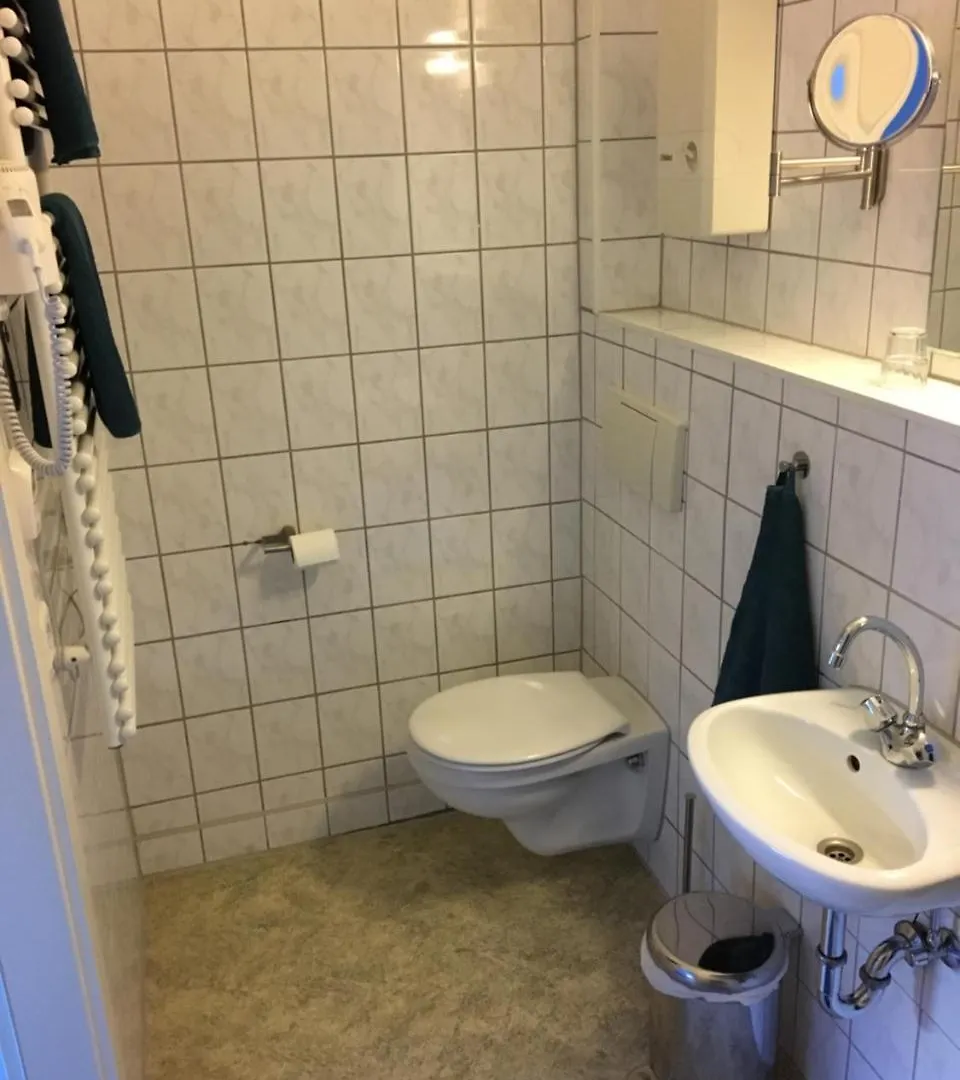Zum Armen Mann Bed & Breakfast Dusseldorf