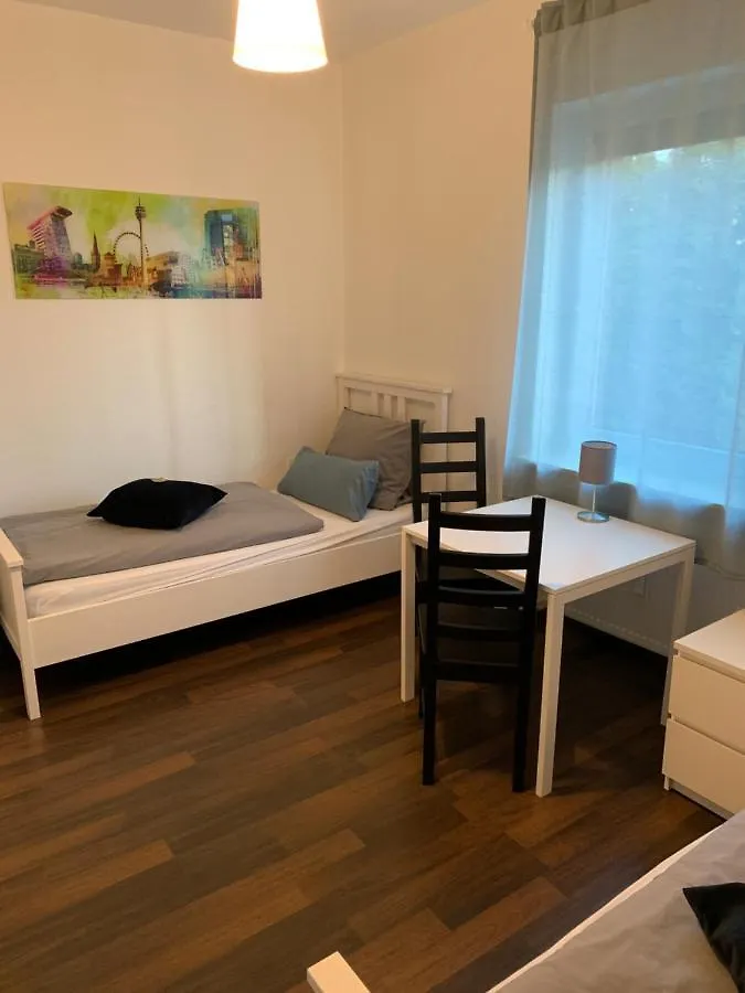 Zum Armen Mann Bed & Breakfast Dusseldorf